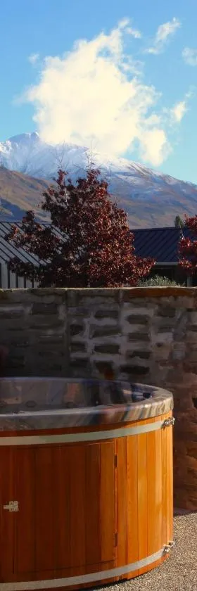 Wanaka Mountain View，位于瓦纳卡的酒店