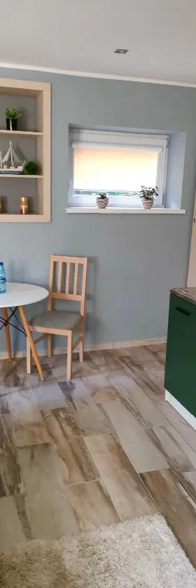 Apartament nad jeziorem，位于斯拉瓦的酒店