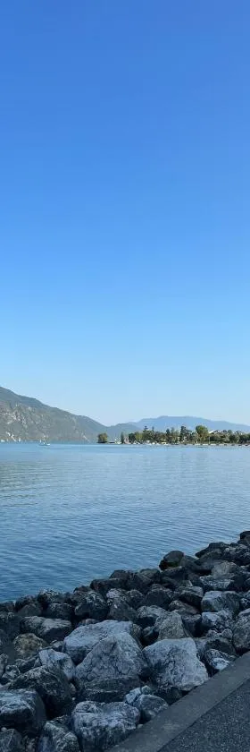 Vue Lac，位于Tresserve的酒店