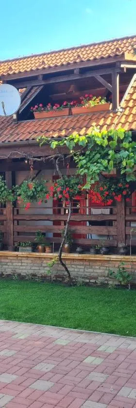 Havko, Kendereš 309, Jatov，位于Kenderes Majer的酒店