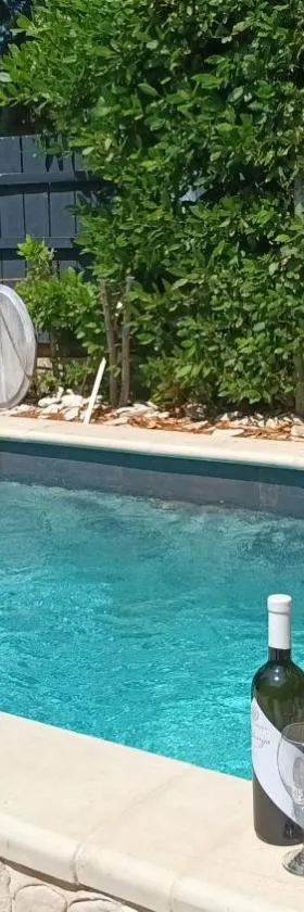 Villa Lido 145 m2 with pool，位于卡尼卡的酒店