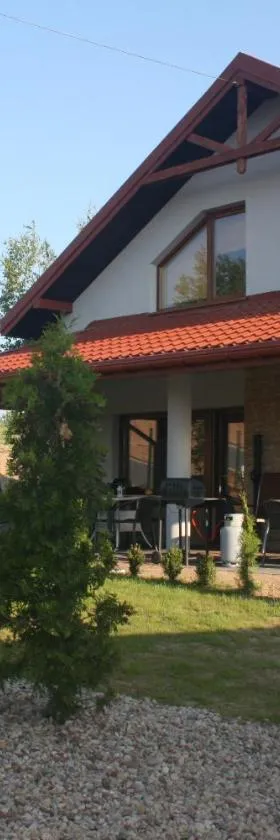 Apartamenty Jaśmin i Lilia jez. Sunowo koło Ełku，位于Chrzanowo的酒店