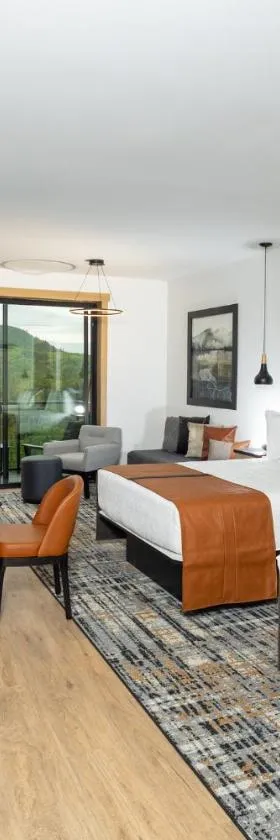Eagle Ridge Resort at Lutsen Mountains，位于卢森的酒店