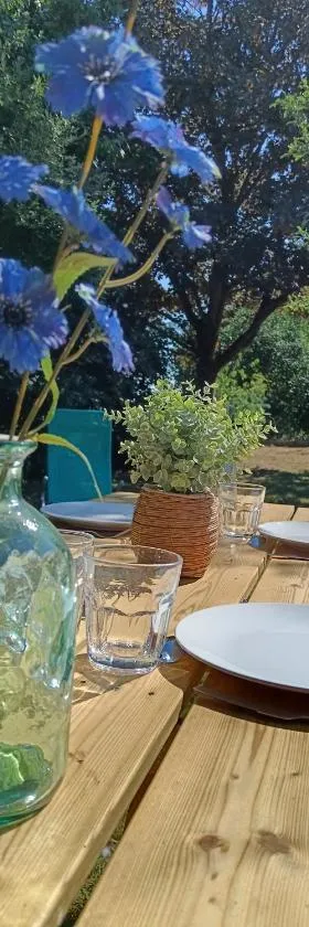 Gîte de l'oeillet，位于Lhomme的酒店