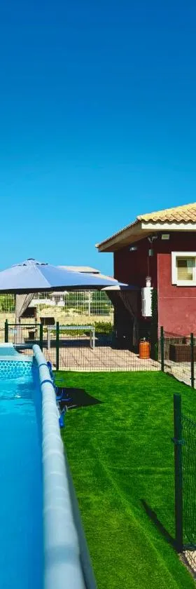 --CHALET EN ALICANTE-- Piscina Privada，位于Moralet的酒店