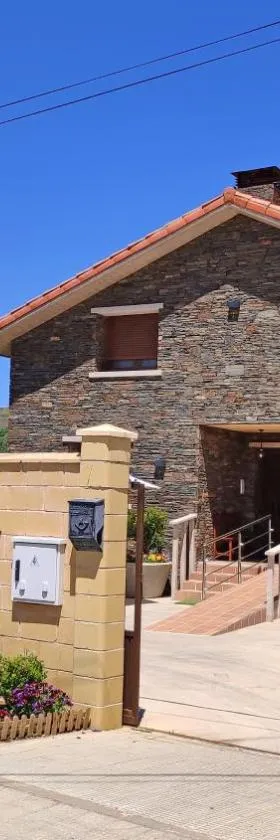 El Mirador de la LLeira，位于Ferreras de Arriba的酒店