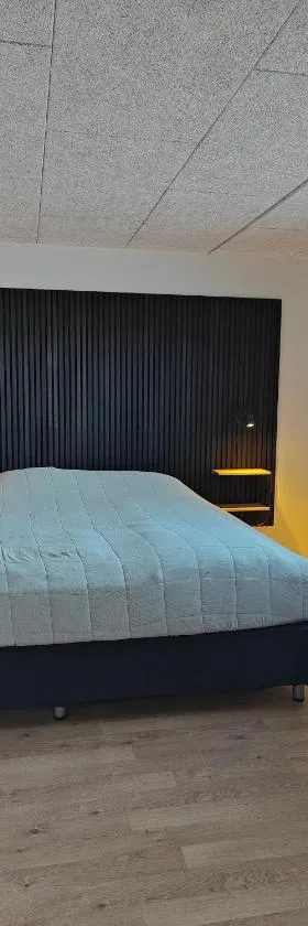 Modern Apartment With Fitness，位于海耶斯的酒店