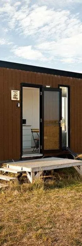 Lough View Cabin by Tiny Away，位于Rosebrook的酒店