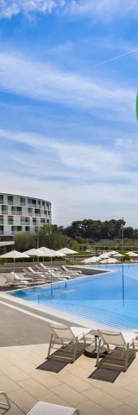 Maistra Select Family Hotel Amarin，位于罗维尼的酒店