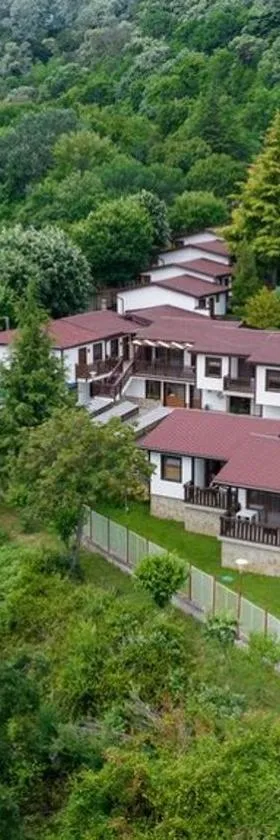 Complex Fichoza，位于瓦尔纳的酒店