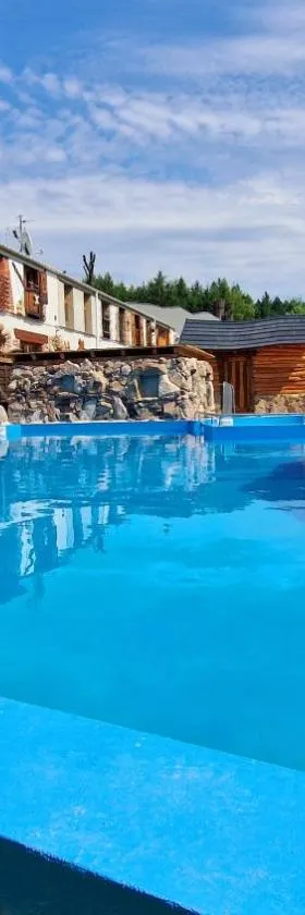 Hotel Kocourkov，位于赫林斯科的酒店