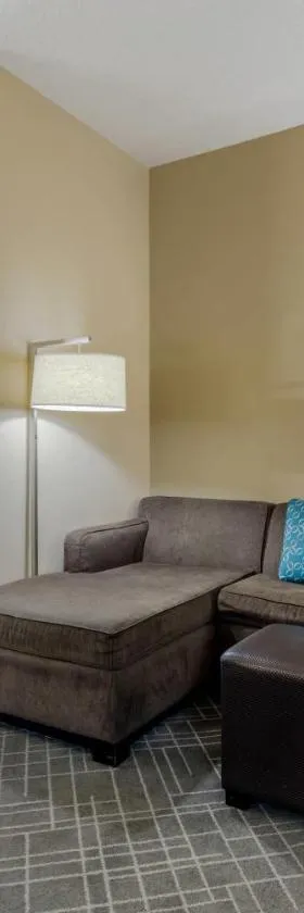 Comfort Suites Waco North - Near University Area，位于韦科的酒店