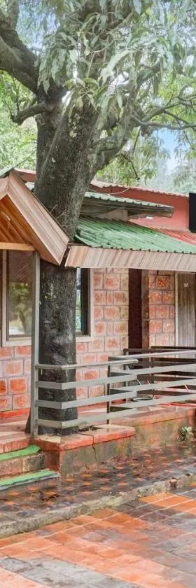 Hotel O Ambassador Hotel Panchgani，位于潘奇加尼的酒店