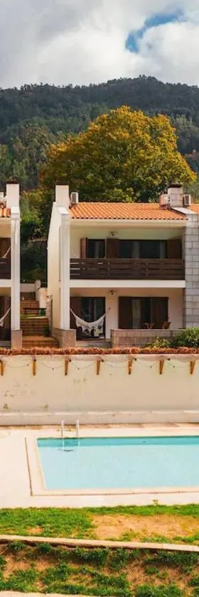 iKIGAI Lake Resort - Gerês，位于吉尔斯的酒店