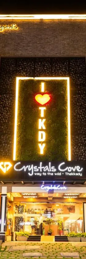 Hotel Crystals Cove，位于提喀迪的酒店