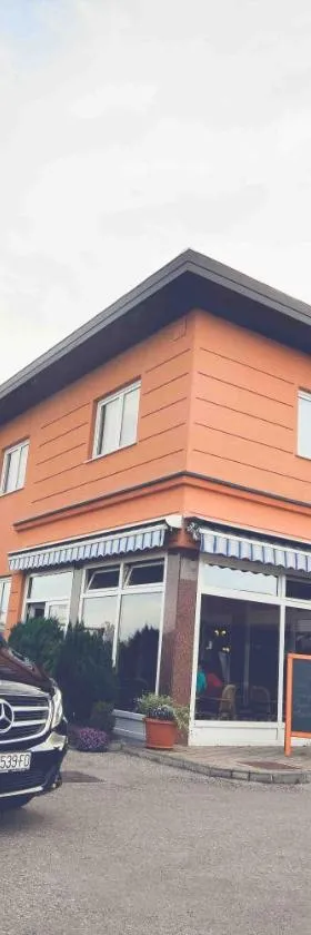 Hotel Phoenix，位于大戈里察的酒店