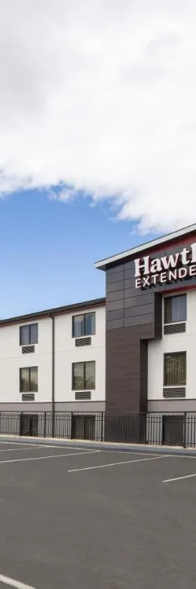 Hawthorn Extended Stay by Wyndham Chambersburg，位于钱伯斯堡的酒店