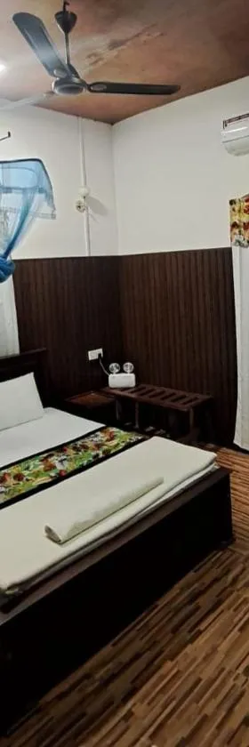 Arachiwil Green Nature Resort，位于普塔勒姆的酒店