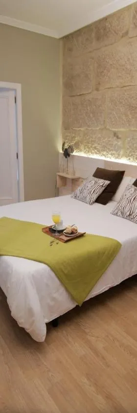 Hotel Alda Estación Vigo，位于维戈的酒店