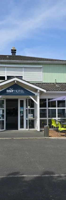 Brit Hotel Essentiel Poitiers Gare du Futuroscope，位于若奈克朗的酒店