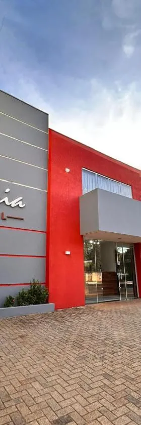 Hotel Vitória - Guaíra，位于瓜伊拉的酒店