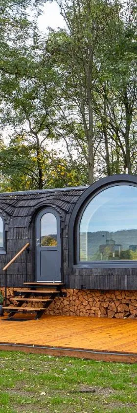 Glamping Skrytín，位于Dobkovice的酒店