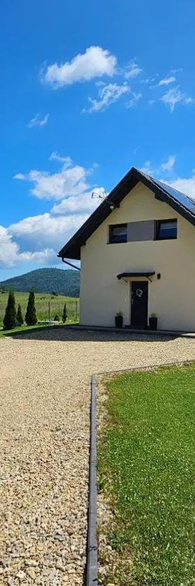 BliżejGorców，位于Lubomierz的酒店