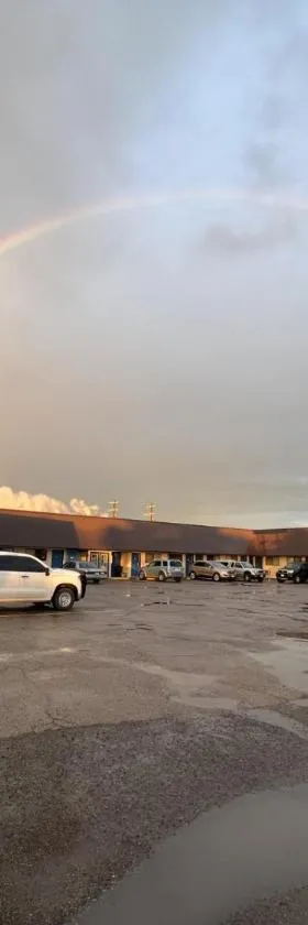 Four Winds Motel & RV Park，位于Carrizozo的酒店