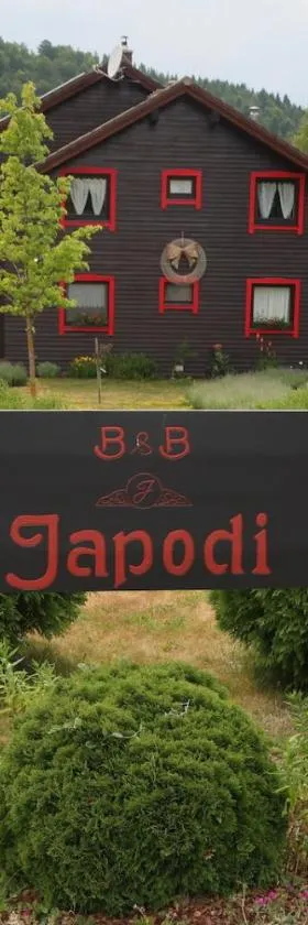 Boutique B&B Japodi，位于马考巴尔贾的酒店