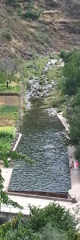 Alojamientos Rurales Hurdes Altas，位于卡萨雷斯德拉斯乌尔德斯的酒店