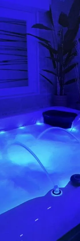 Espace privé - Gîte & Spa，位于Méricourt的酒店