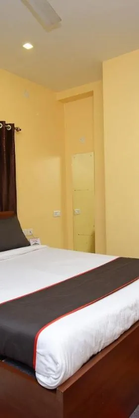 Hotel O Gokul Residency，位于Dam Dam的酒店