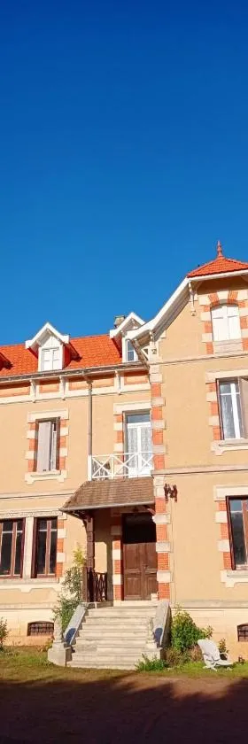 Hennessy Hunting Estate，位于Aubigné的酒店