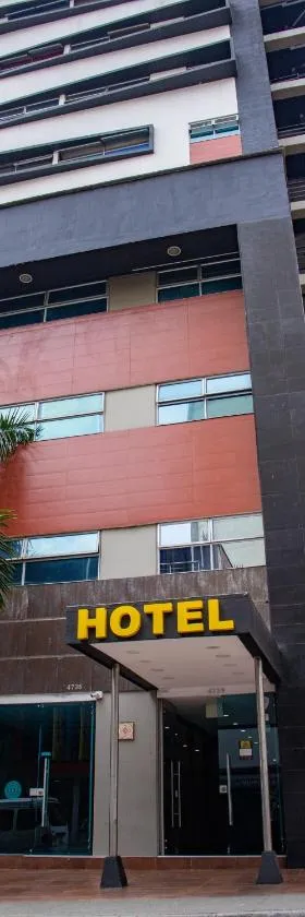 3H hotel centro histórico，位于麦德林的酒店
