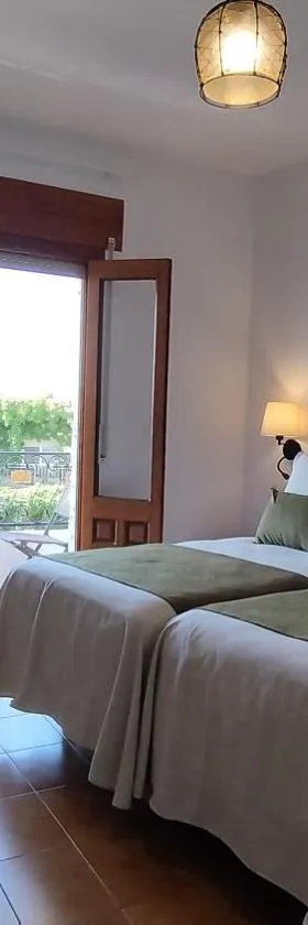 Las Perdices，位于Válor的酒店