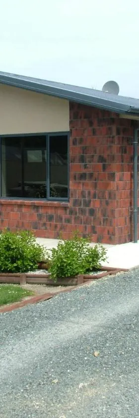 Lawrence Townhouse Accommodation 18A，位于Lawrence的酒店