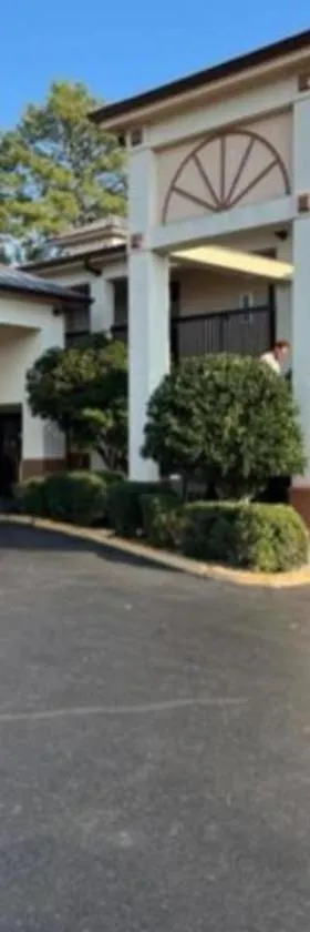 Motel 6 Laurel, MS，位于劳雷尔的酒店