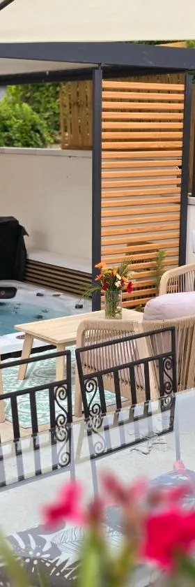 Lovely House，位于贝桑松的酒店