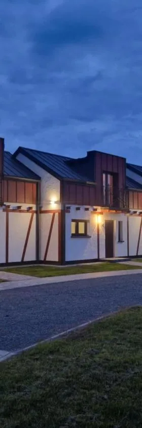 LuxDomki，位于Kobylany的酒店