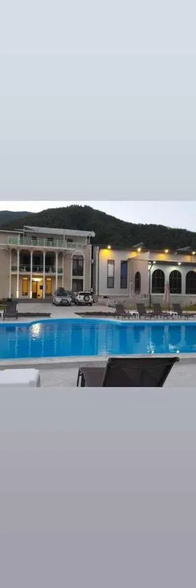 Gonadze Vineyards Hotel，位于安布罗劳里的酒店