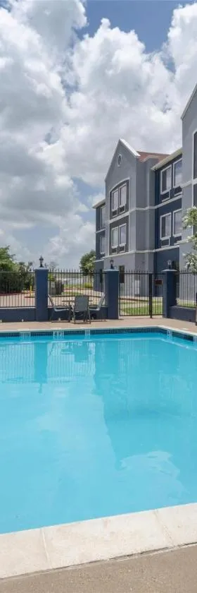 Best Western Executive Inn，位于科西卡纳的酒店