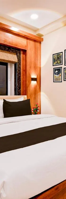 Super Hotel O 82938 Grand Inn，位于kolkata的酒店