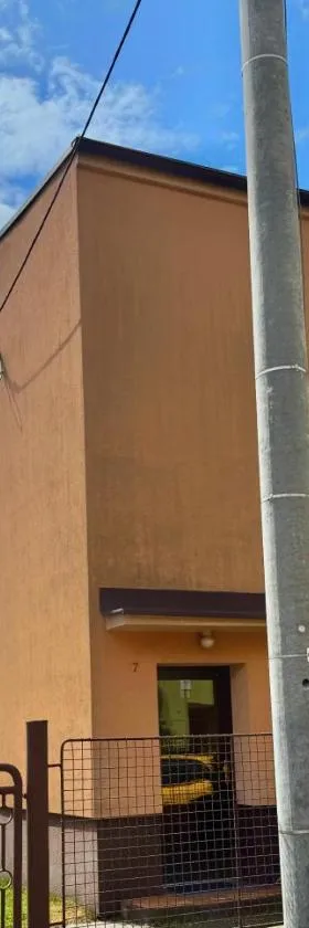 Apartmán s parkováním，位于Hrabŭvka的酒店