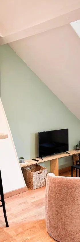 La Loge et La Pause Compiègnoise，位于贡比涅的酒店