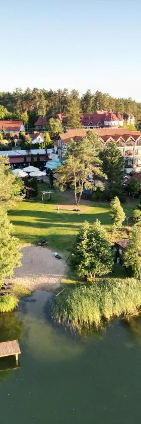 Złota Łania Wiartel - Butikowe SPA, Luksusowe Pokoje i Apartamenty，位于维亚特尔的酒店