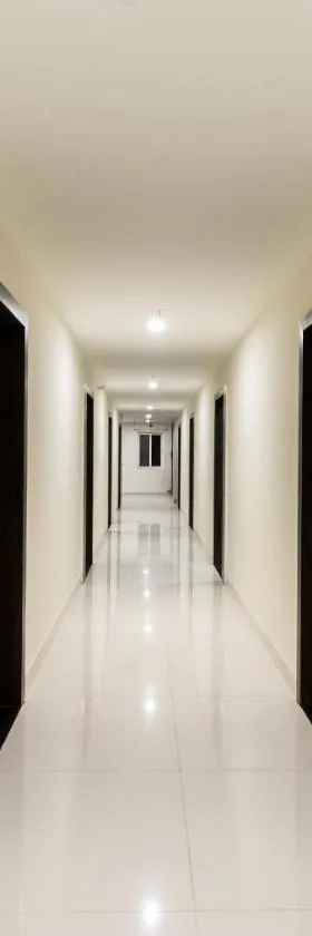 Super Hotel O CJ Inn，位于Gunadala的酒店