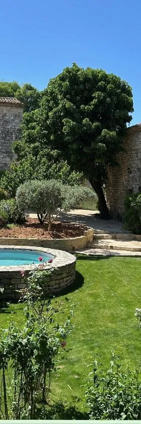 Le mas de Brel，位于Arpaillargues-et-Aureillac的酒店