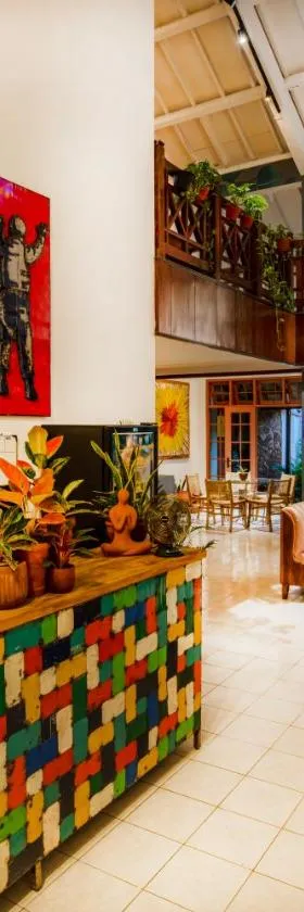 Huma Yogyakarta Hostel，位于Timuran的酒店
