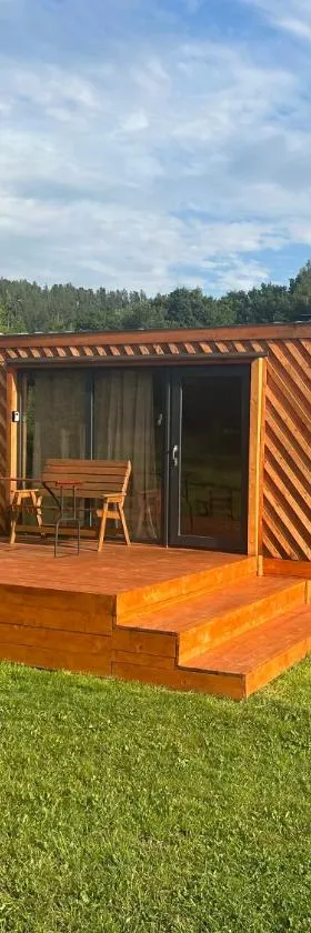 Obytný kontejner Cabin Stars，位于Zátor的酒店