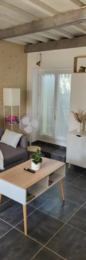 Jolie maison cosy en sologne，位于罗莫朗坦的酒店